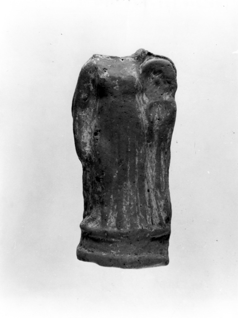 Polyboia (terracotta figurata, culto di Apollo-Hyakinthos) - fabbrica tarantina (secc. IV a.C.-III a.C)