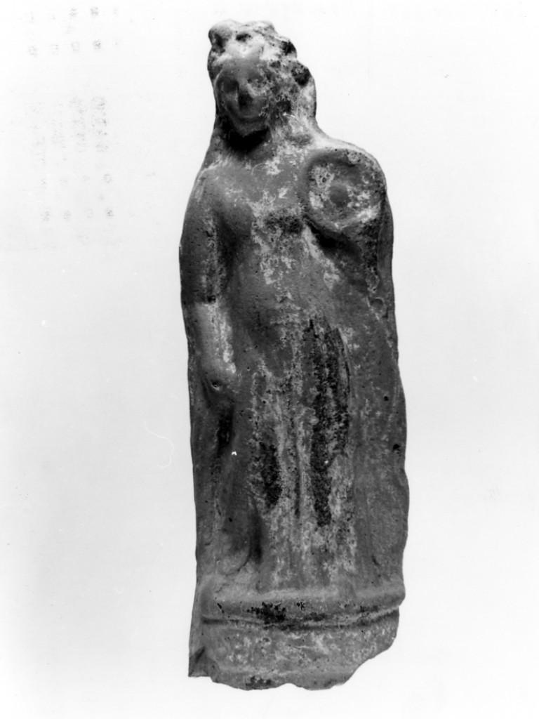 Polyboia (terracotta figurata, culto di Apollo-Hyakinthos) - fabbrica tarantina (secc. IV a.C.-III a.C)