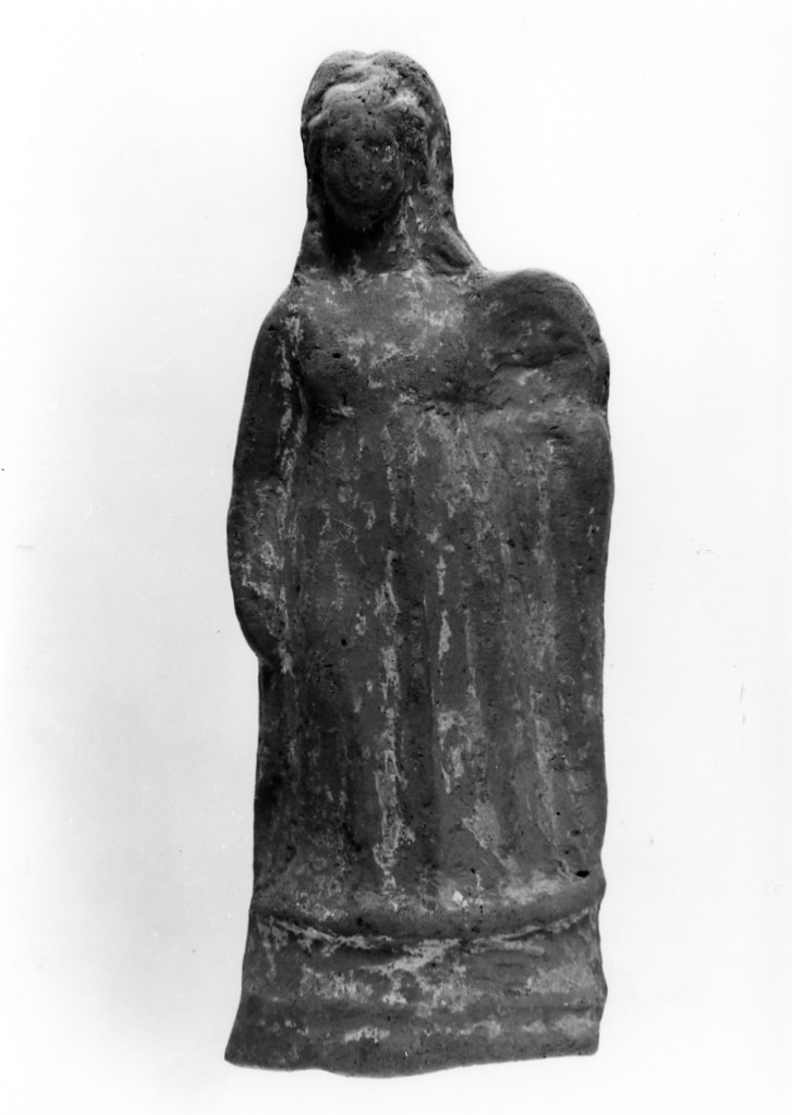 Polyboia (terracotta figurata, culto di Apollo-Hyakinthos) - fabbrica tarantina (secc. IV a.C.-III a.C)