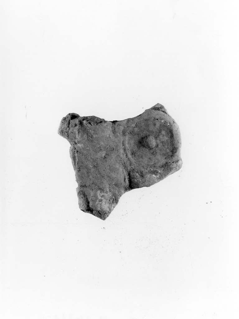 Polyboia (terracotta figurata/ frammento, culto di Apollo-Hyakinthos) - fabbrica tarantina (secc. IV a.C.-III a.C)