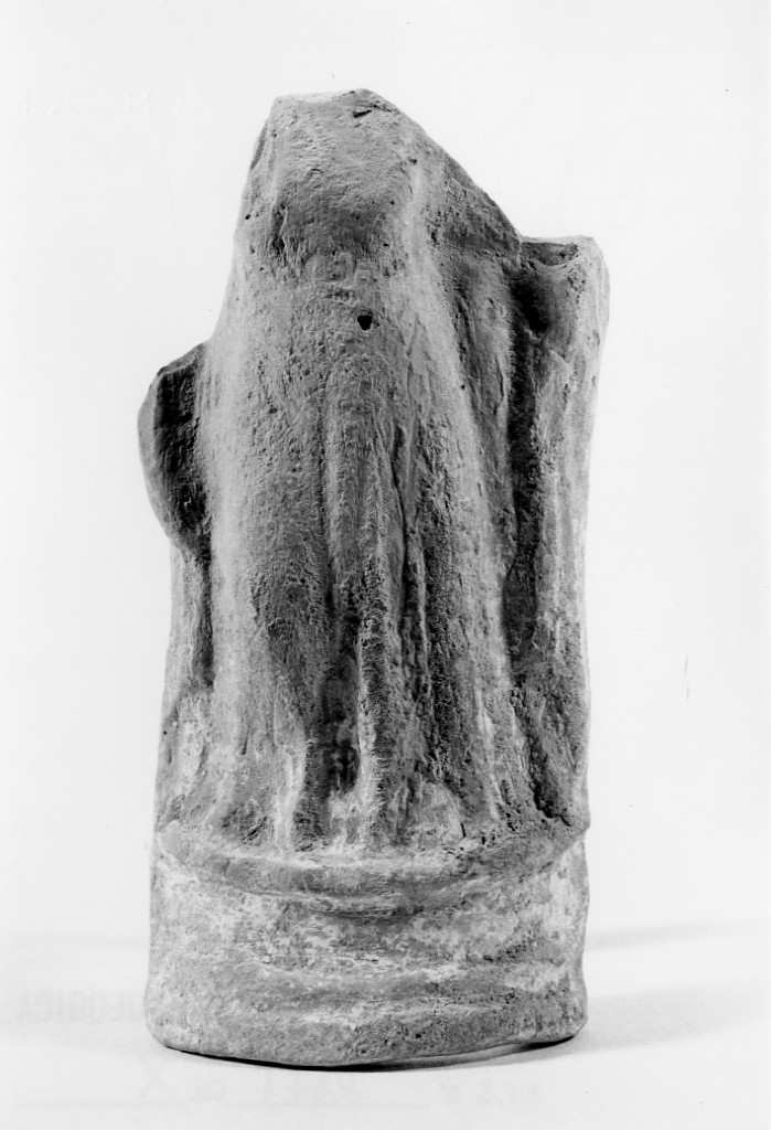 Polyboia (terracotta figurata, culto di Apollo-Hyakinthos) - fabbrica tarantina (secc. IV a.C.-III a.C)