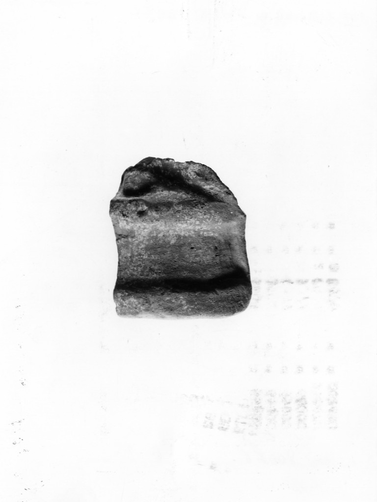 terracotta figurata/ frammento, culto di Apollo-Hyakinthos - fabbrica tarantina (secc. IV a.C.-III a.C)