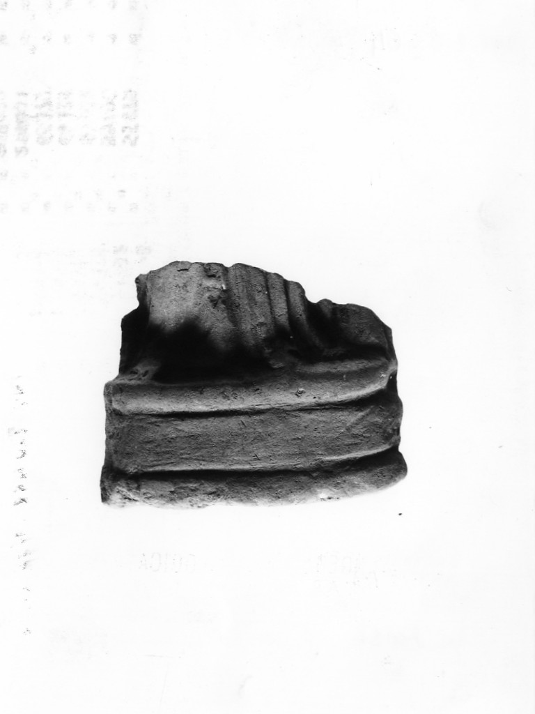 Polyboia (terracotta figurata, culto di Apollo-Hyakinthos) - fabbrica tarantina (secc. IV a.C.-III a.C)