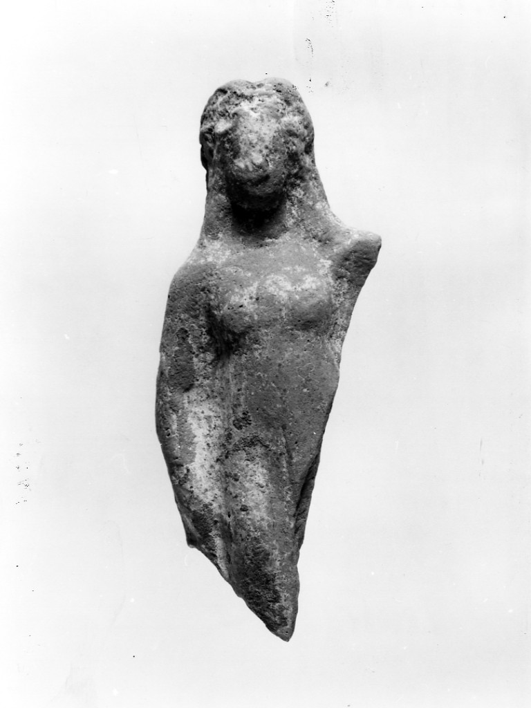 Polyboia (terracotta figurata, culto di Apollo-Hyakinthos) - fabbrica tarantina (secc. IV a.C.-III a.C)