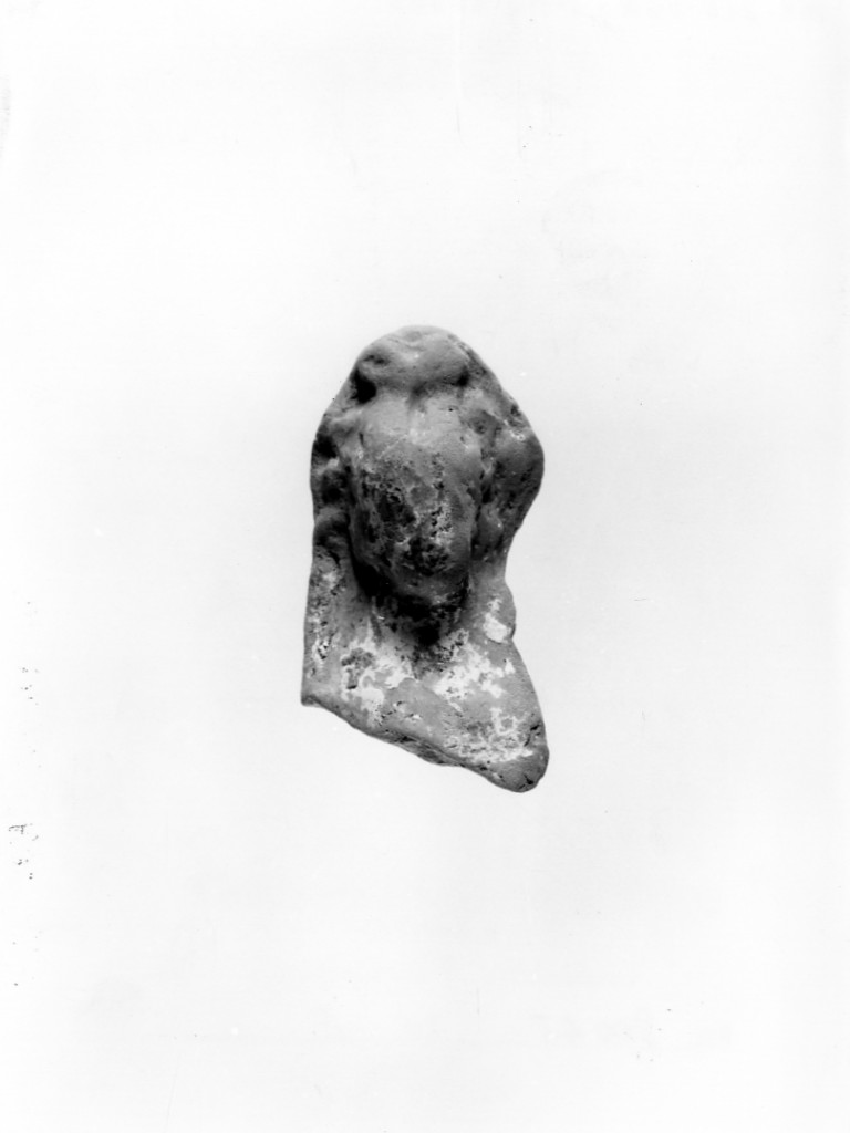 Polyboia (terracotta figurata/ frammento, culto di Apollo-Hyakinthos) - fabbrica tarantina (secc. IV a.C.-III a.C)