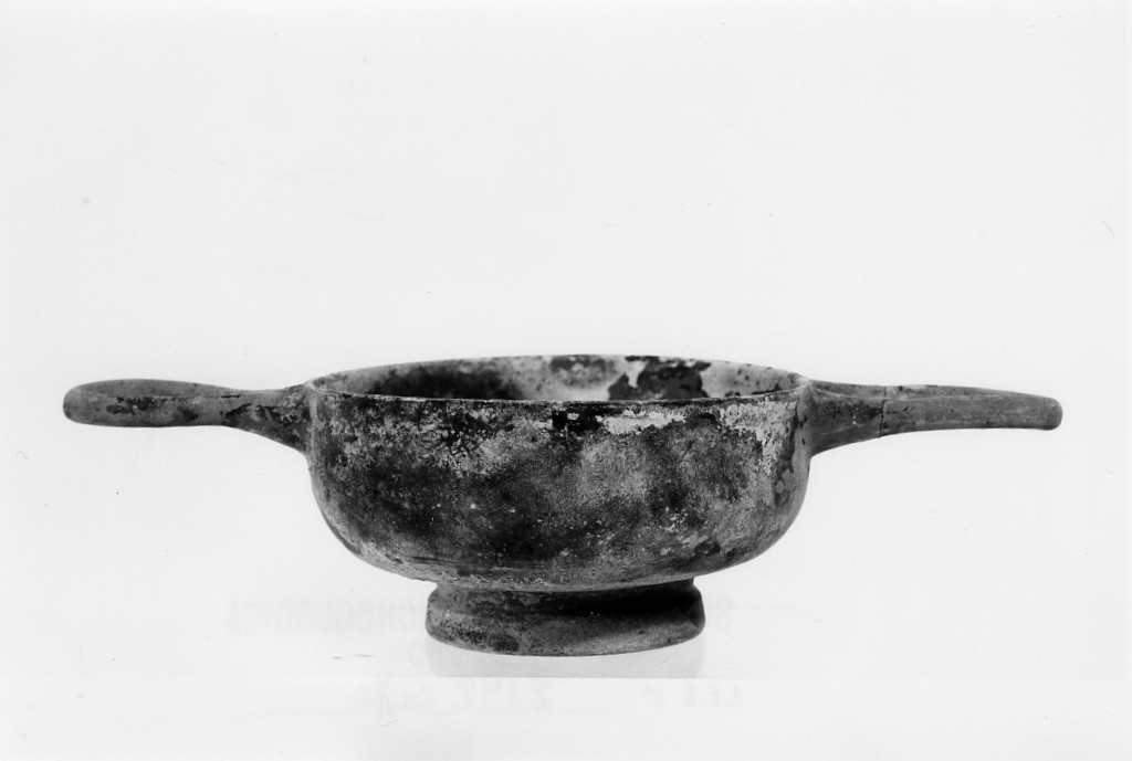 kylix - fabbrica italiota (secc. IV a.C.-III a.C)