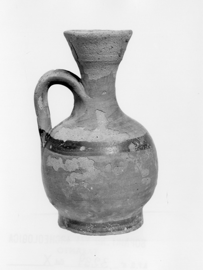 lekythos aryballica - fabbrica locale (sec. III a.C)