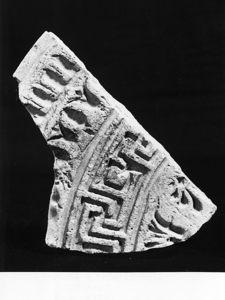 matrice disco votivo/ frammento - fabbrica tarantina (sec. IV a.C)