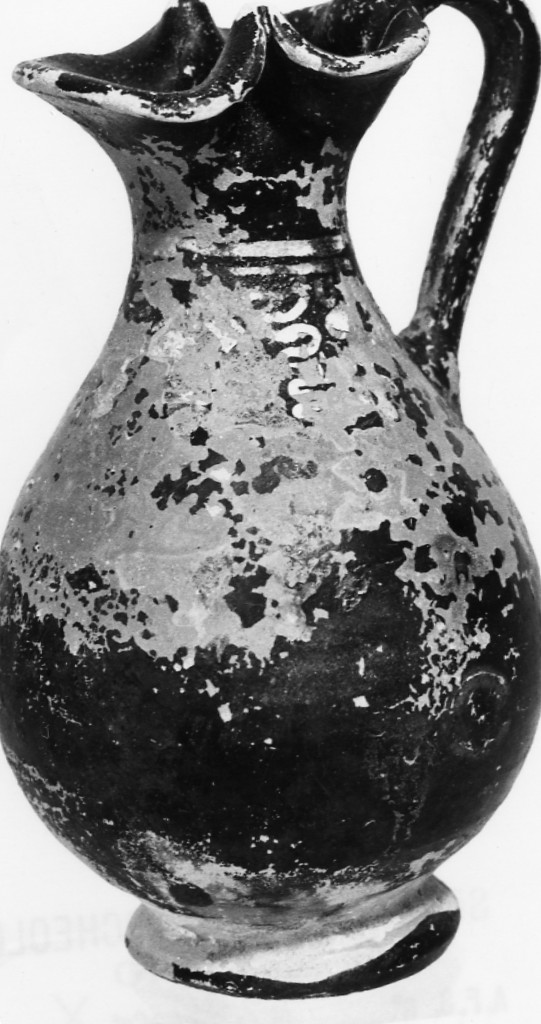 oinochoe a bocca trilobata - fabbrica locale (inizio sec. III a.C)