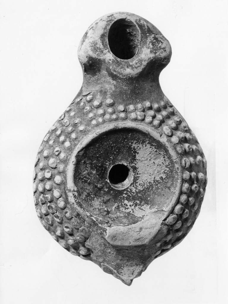 lucerna monolicne - fabbrica locale (sec. I a.C)