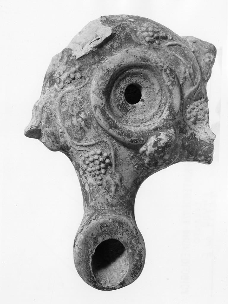 lucerna bilicne - fabbrica locale (seconda metà sec. I a.C)