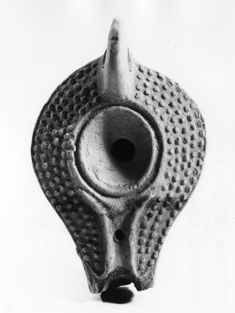 lucerna, Fabricotti, tipo II b - fabbrica locale (metà/ inizio secc. I d.C.-III d.C)