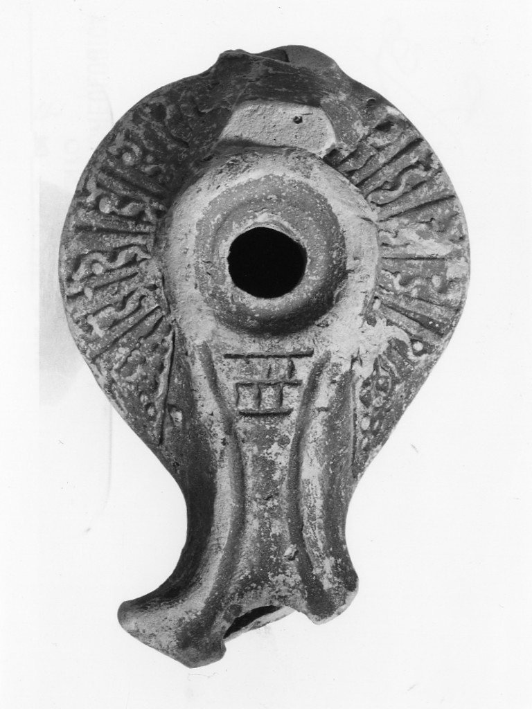 lucerna, Delplace, tipo Ic - fabbrica locale (metà/ metà secc. II a.C.-I a.C)