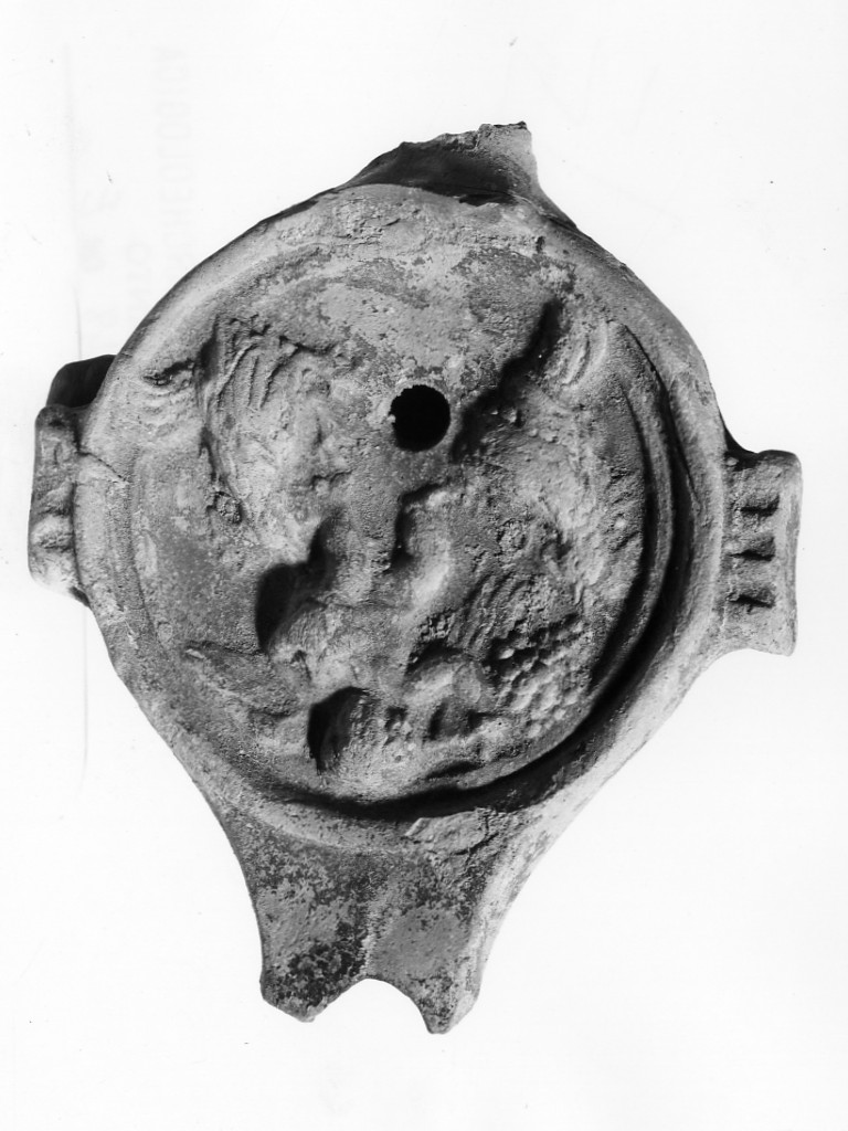 lucerna, Deneauve, tipo III - fabbrica locale (fine sec. I a.C)