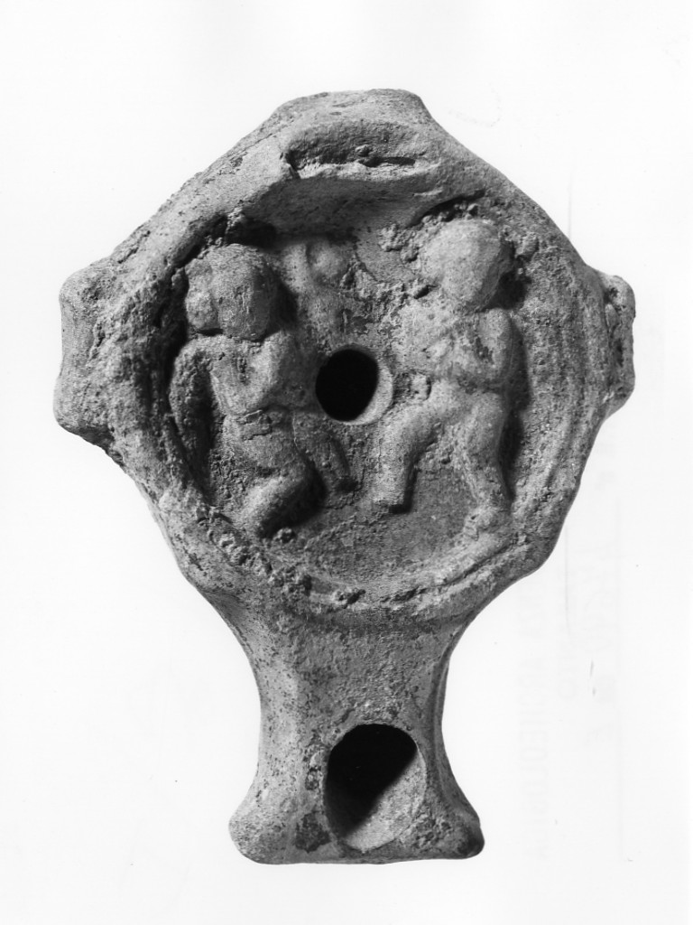 lucerna, Deneauve, tipo III - fabbrica locale (fine sec. I a.C)