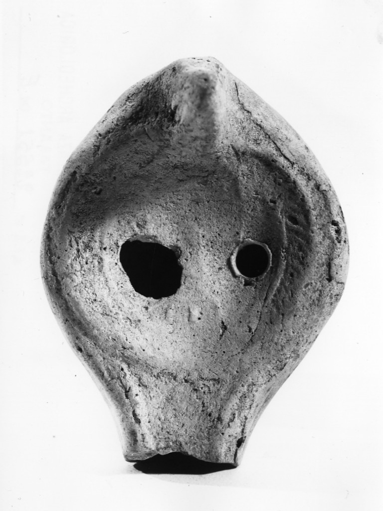 lucerna - fabbrica locale (secc. IV d.C.-V d.C)