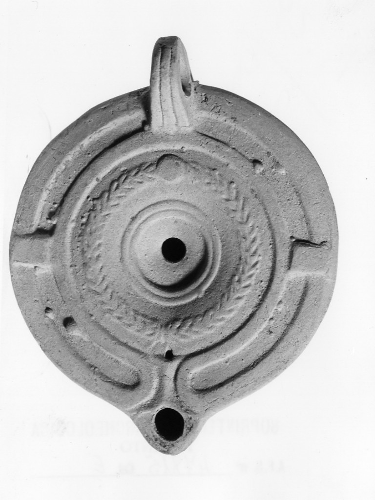 lucerna (sec. II d.C)