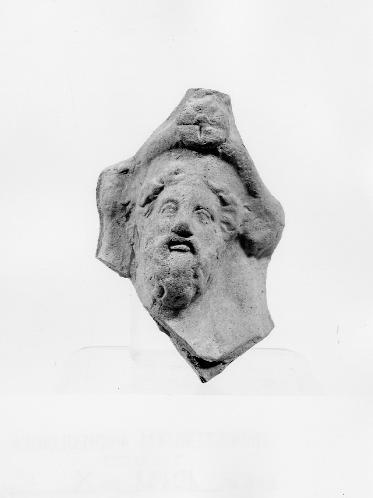 Dionysos-Hades (terracotta figurata) - fabbrica tarantina (metà sec. IV a.C)