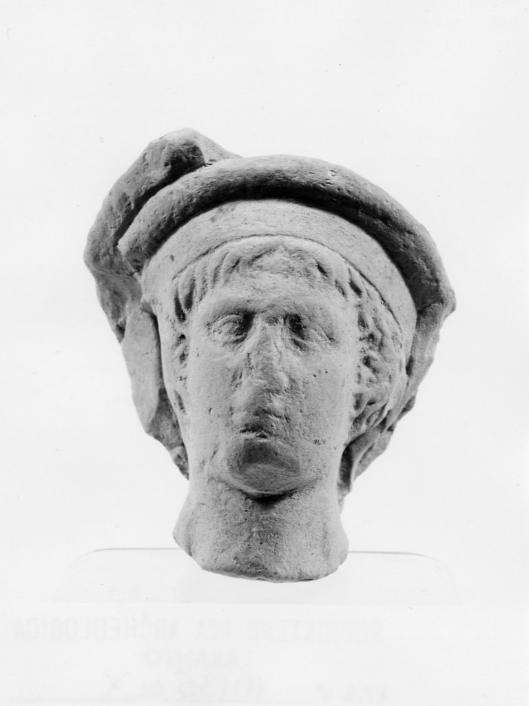 Dionysos-Hades (terracotta figurata) - fabbrica tarantina (inizio sec. IV a.C)