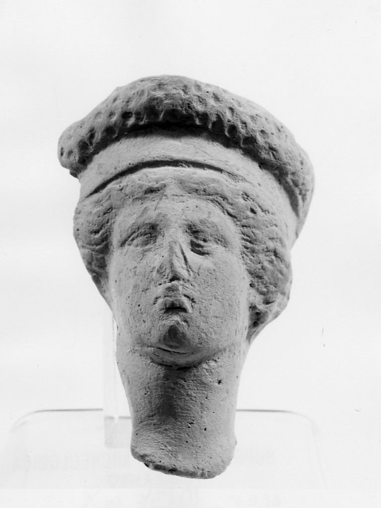 Dionysos-Hades (terracotta figurata) - fabbrica tarantina (sec. IV a.C)