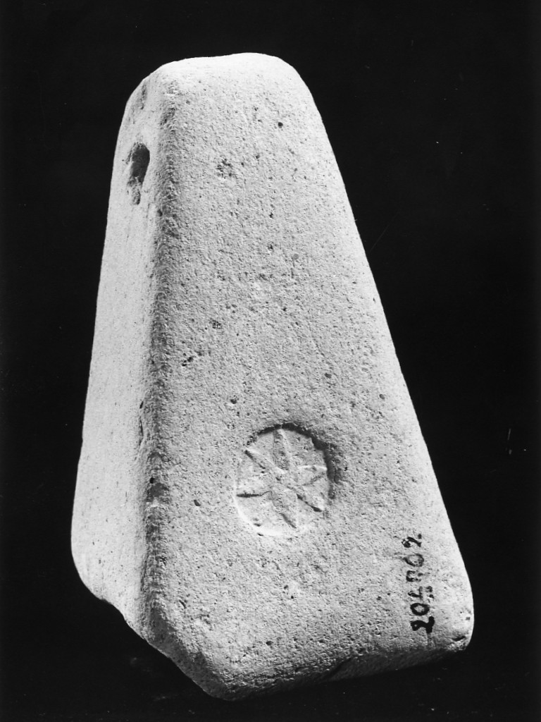 peso da telaio - fabbrica tarantina (secc. IV a.C.-III a.C)