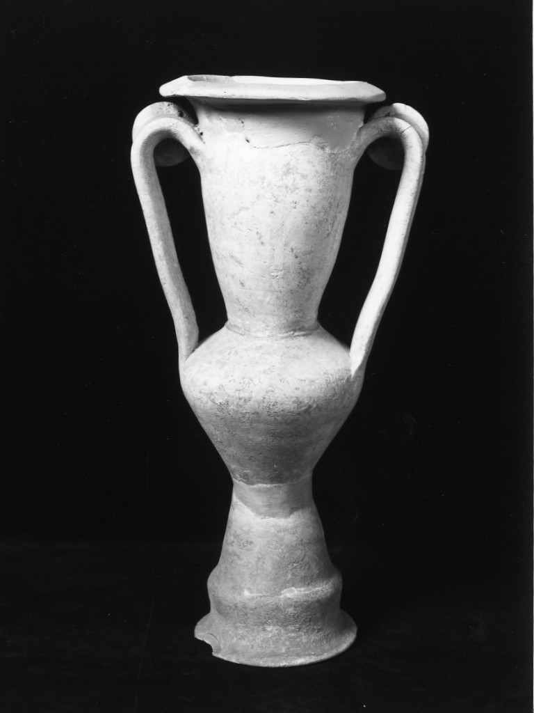 anfora - officina tarantina (metà/ metà secc. IV a.C.-III a.C)