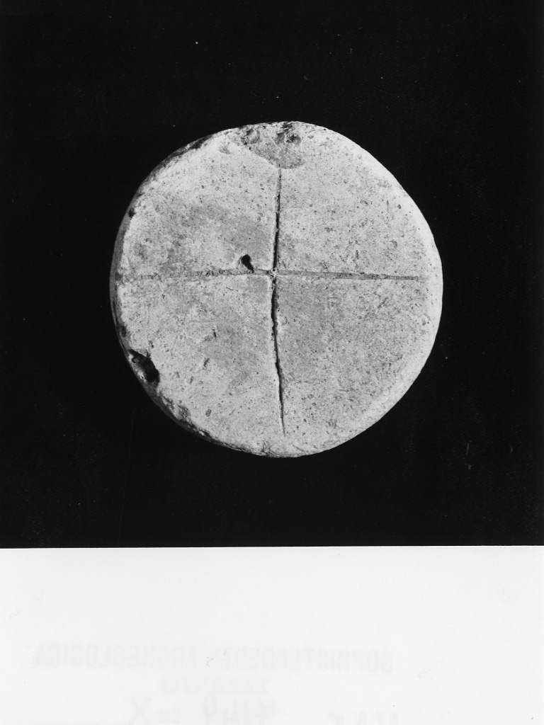 disco forato - fabbrica tarantina (sec. III a.C)