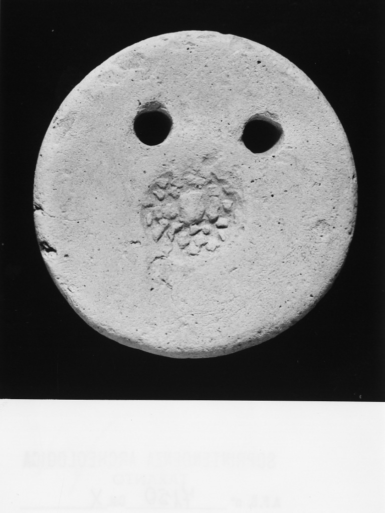 disco forato - fabbrica tarantina (sec. III a.C)