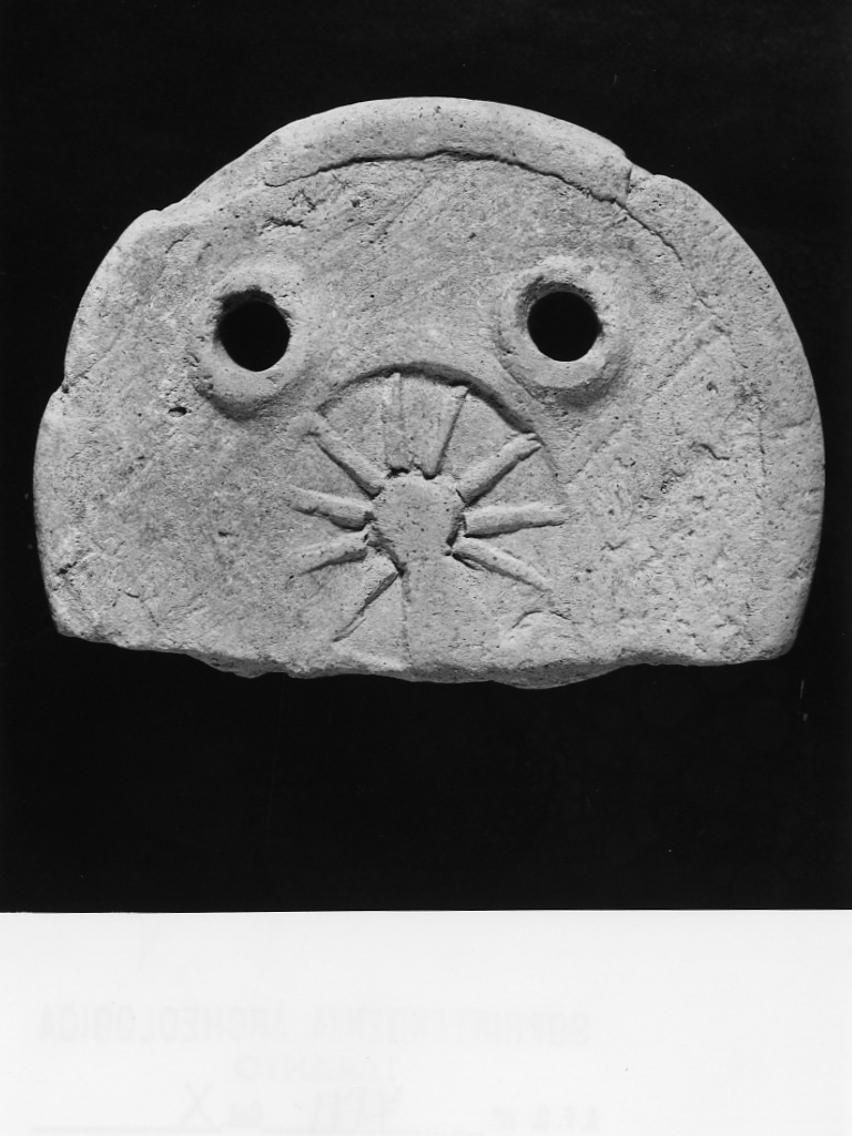 disco forato - fabbrica tarantina (sec. III a.C)