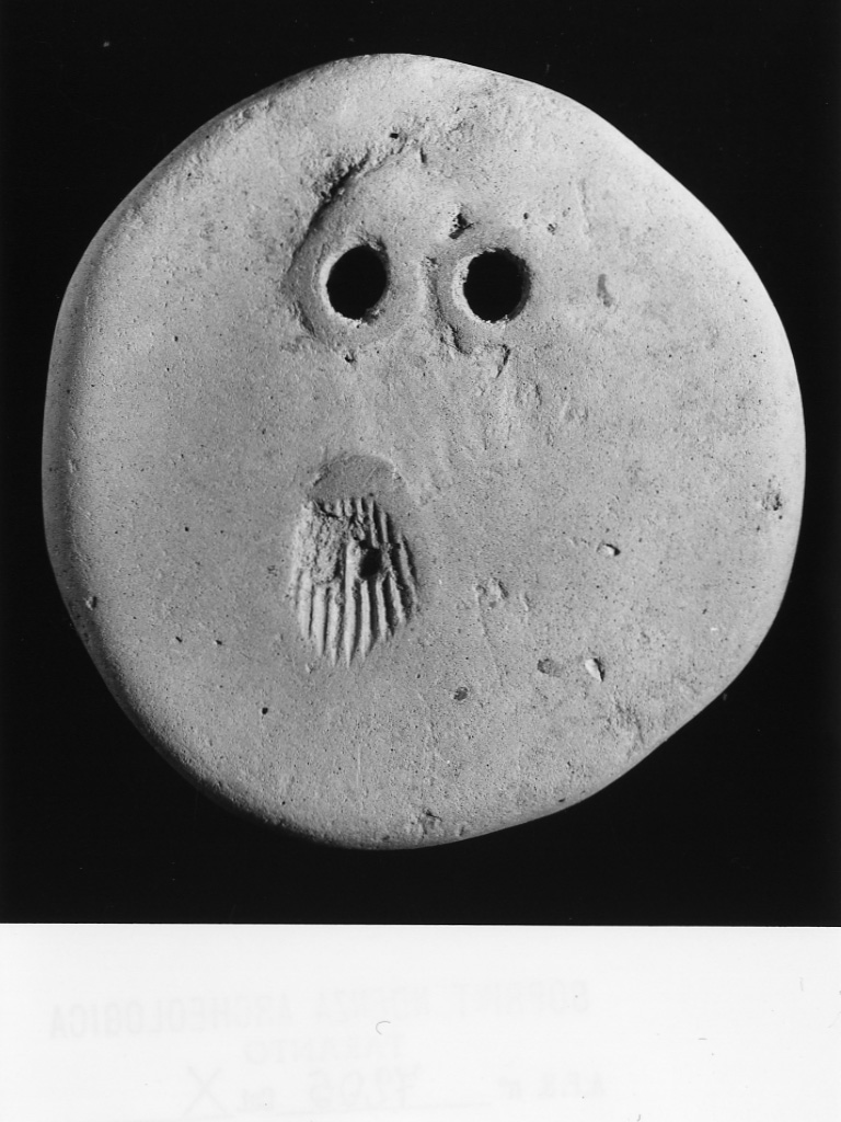 disco forato - fabbrica tarantina (sec. III a.C)