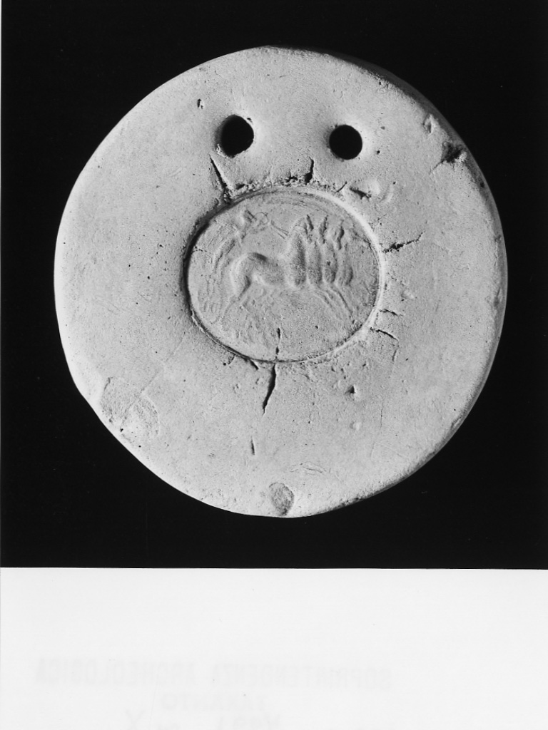 disco forato - fabbrica tarantina (sec. III a.C)