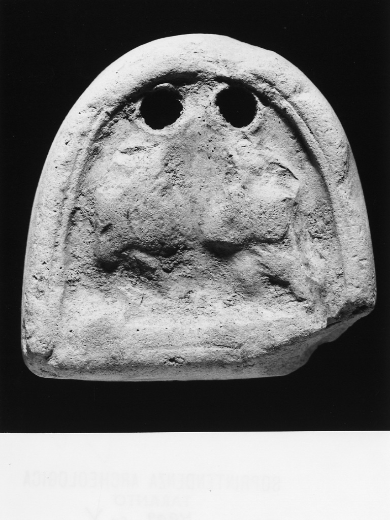 disco forato - fabbrica tarantina (sec. III a.C)