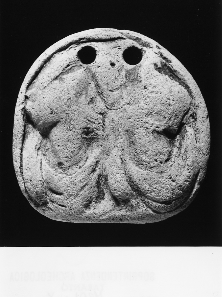 disco forato - fabbrica tarantina (sec. III a.C)