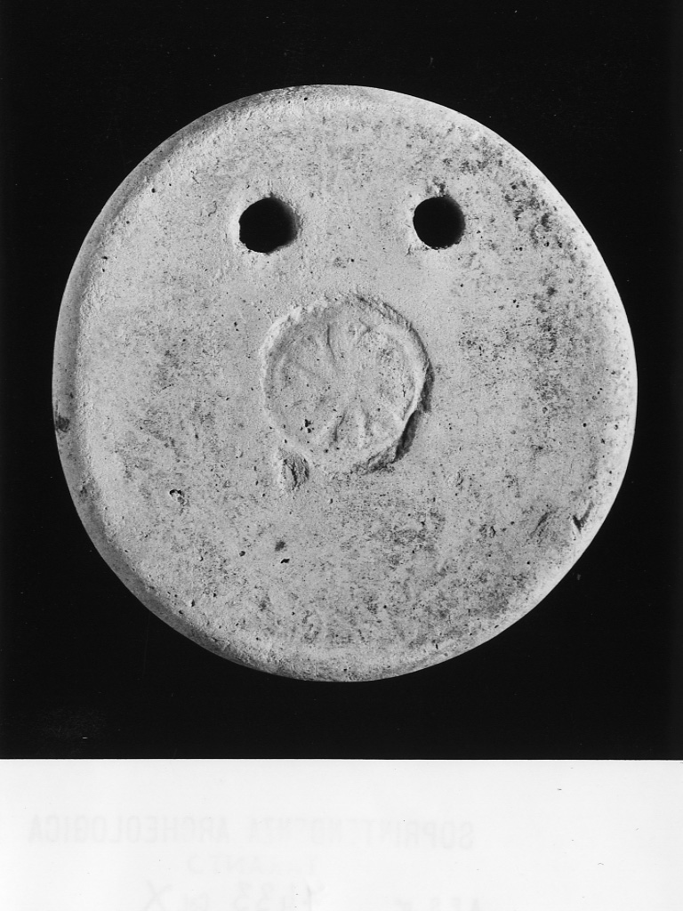 oscillum - fabbrica tarantina (secc. IV a.C.-III a.C)