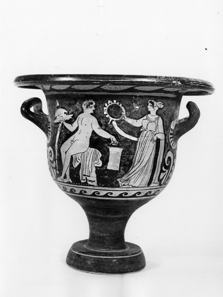 cratere a campana - fabbrica apula (seconda metà sec. IV a.C)