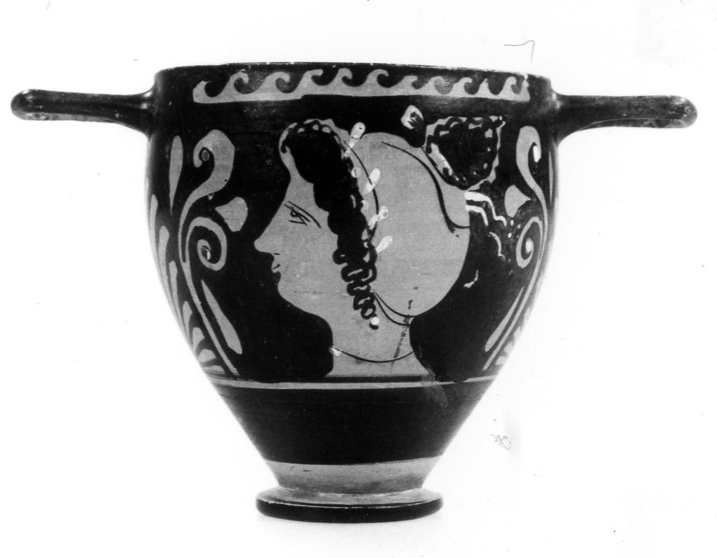 skyphos - fabbrica apula (seconda metà sec. IV a.C)