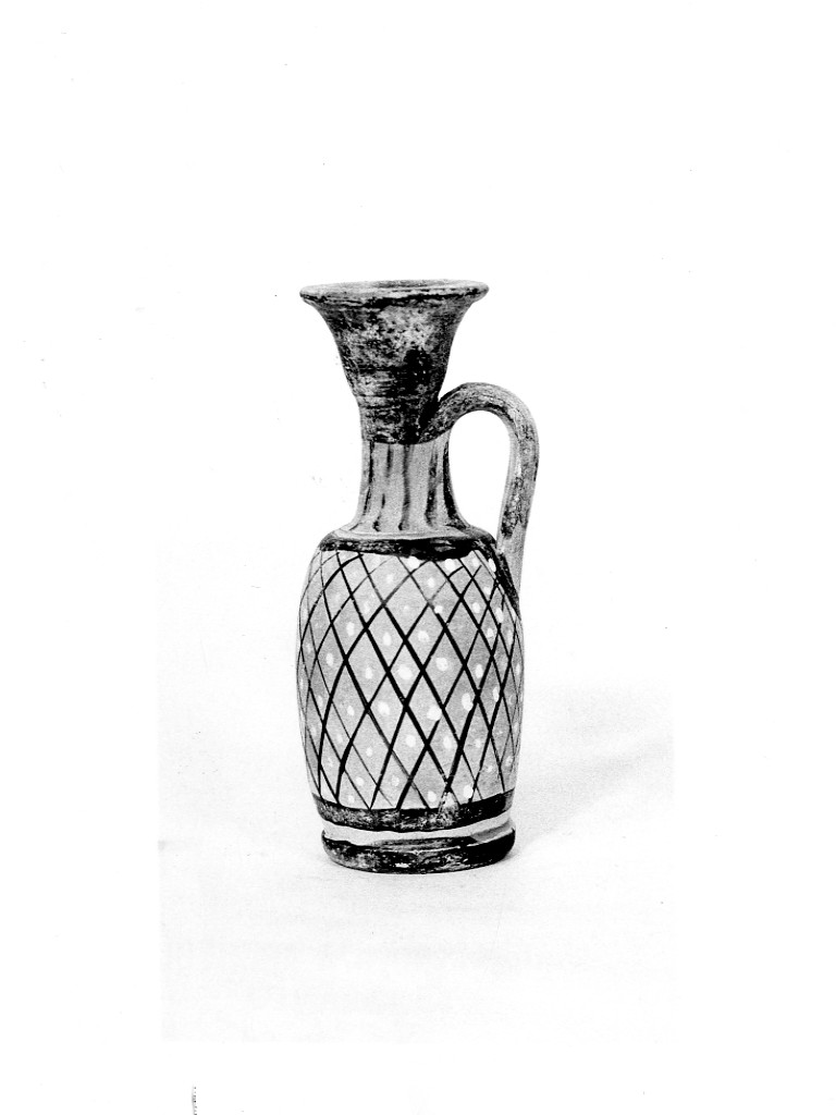 lekythos - fabbrica apula (seconda metà sec. IV a.C)