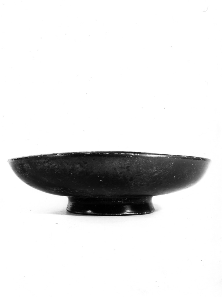 patera - fabbrica apula (fine sec. V a.C)