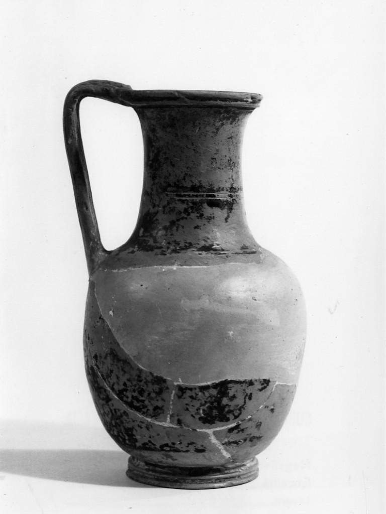 olpe - fabbrica apula (seconda metà sec. IV a.C)