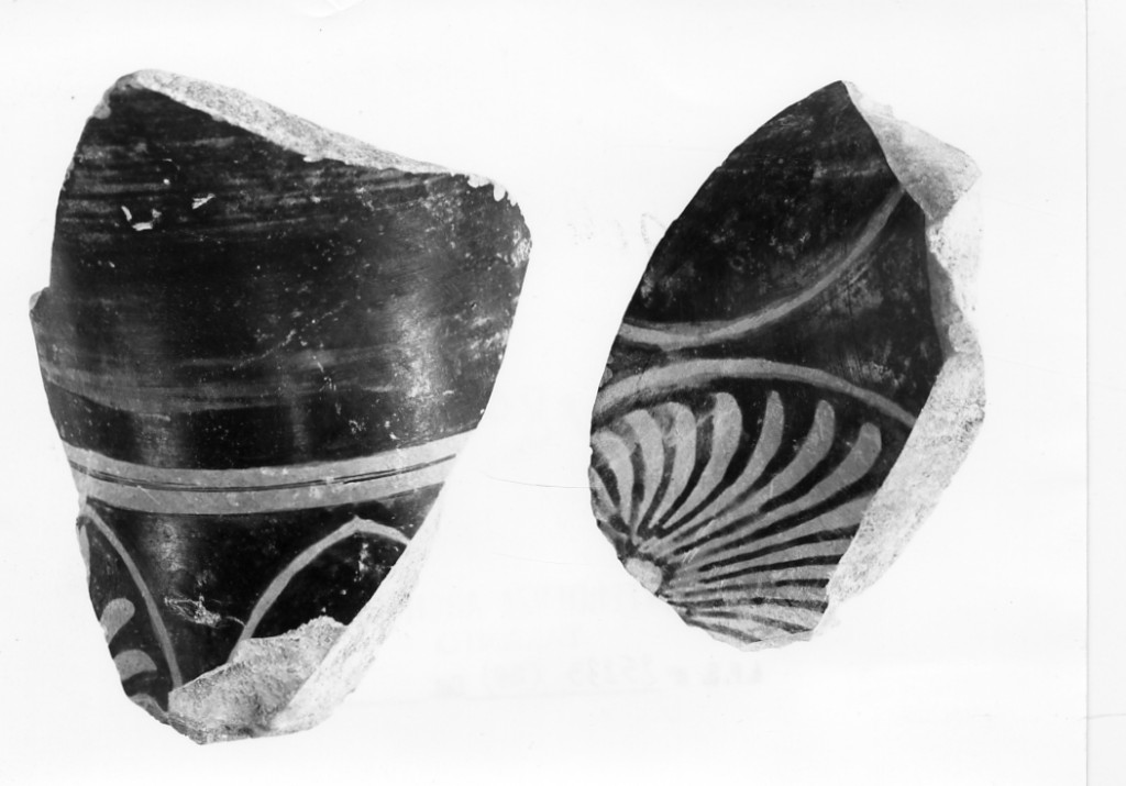 oinochoe/ frammento - tardo apulo (fine sec. IV a.C)