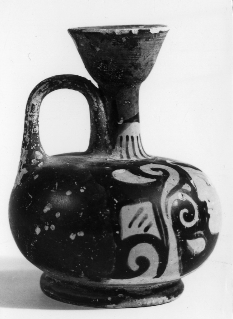 lekythos - medio apulo (metà sec. IV a.C)