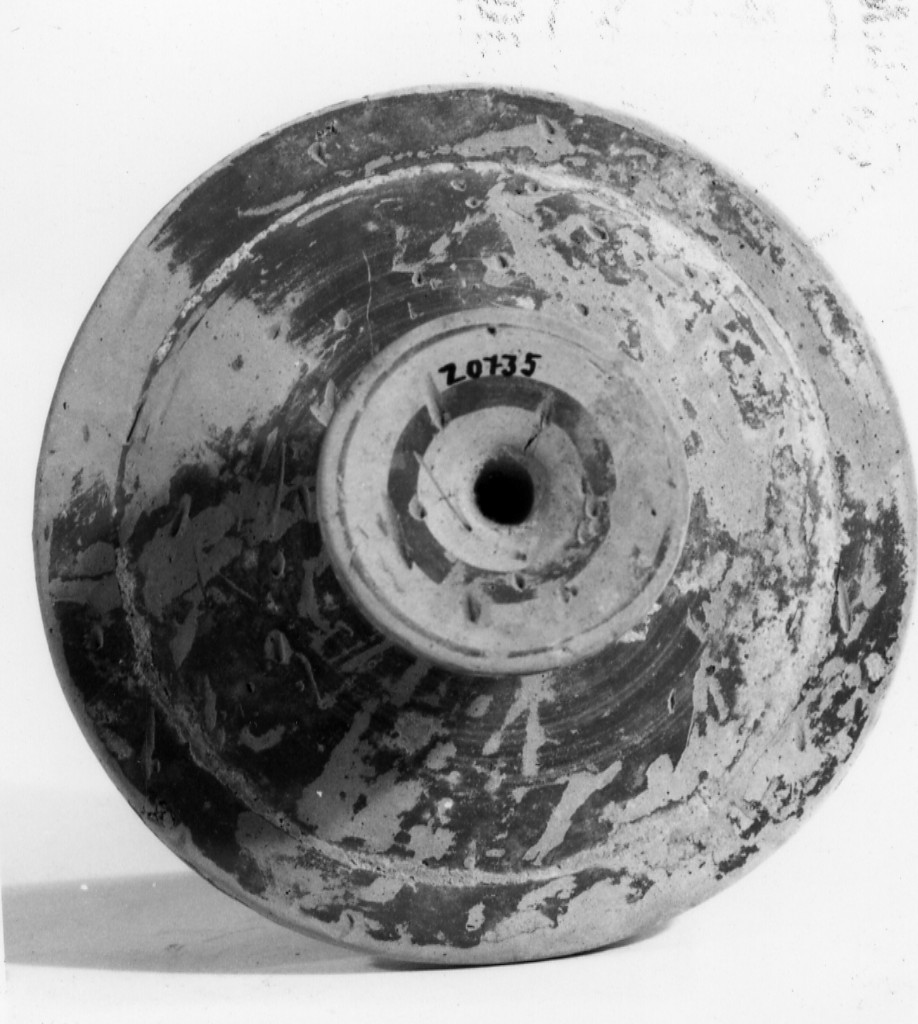 recipiente/ coperchio - fabbrica indigena (metà sec. IV a.C)