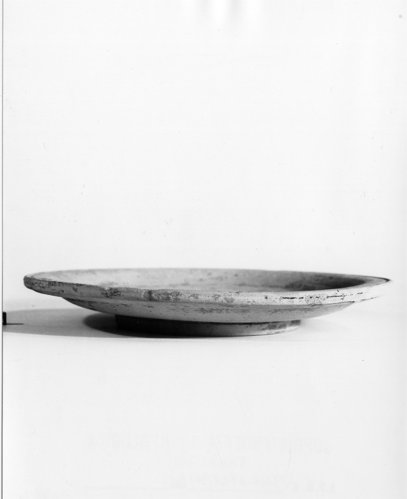 patera - fabbrica indigena (metà sec. IV a.C)