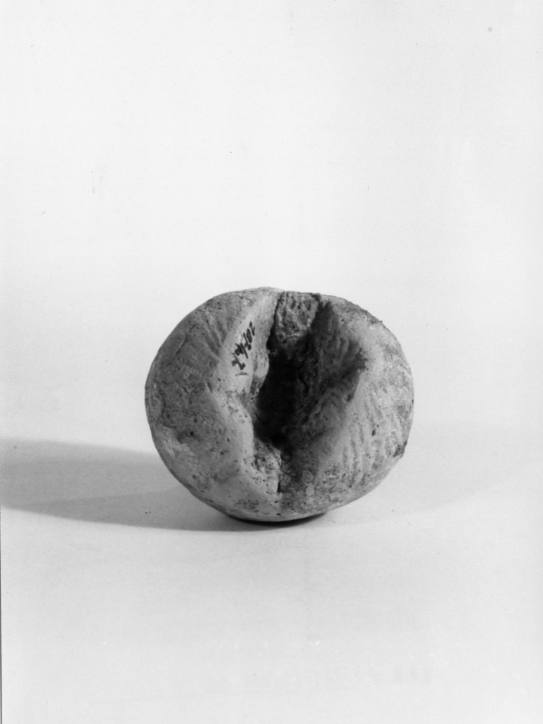 manufatto fittile di forma globulare - fabbrica indigena (sec. IV a.C)