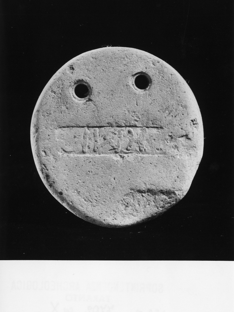 oscillum - fabbrica tarantina (secc. IV a.C.-III a.C)