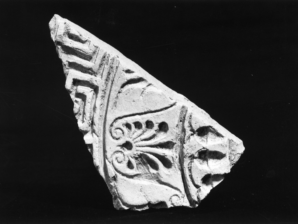 matrice per disco votivo - fabbrica tarantina (sec. IV a.C)