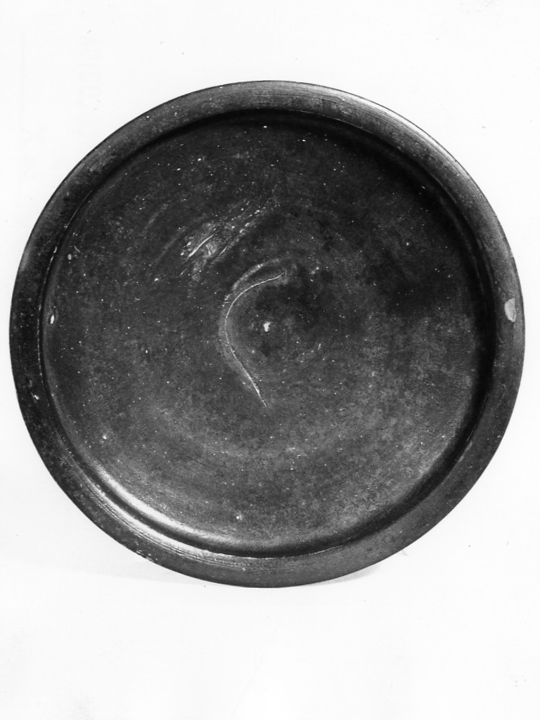 patera - fabbrica peuceta (secc. IV a.C.-III a.C)