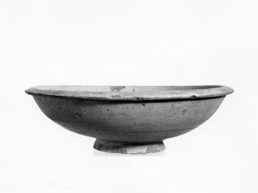 coppa - fabbrica peuceta (sec. IV a.C)