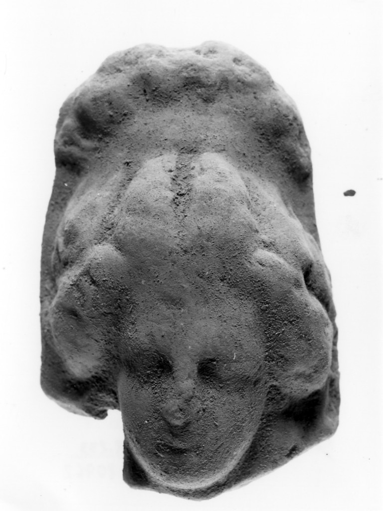 Artemis-Bendis (testa) - fabbrica tarantina (metà sec. IV a.C)