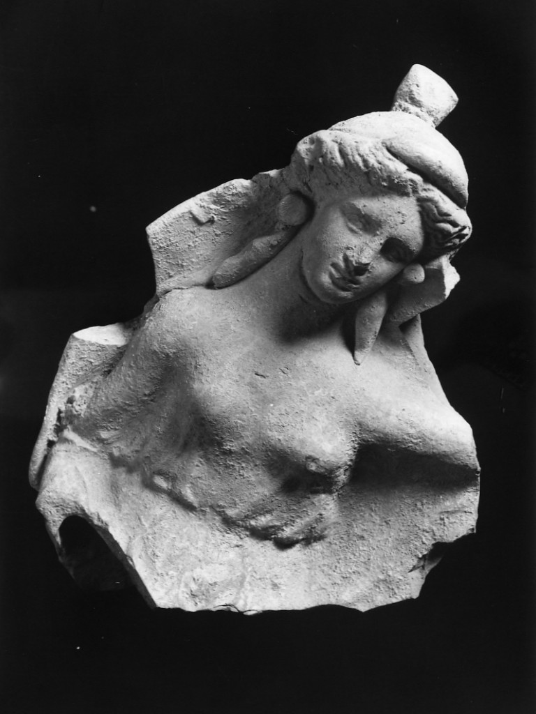 statuetta femminile (sec. IV a.C)